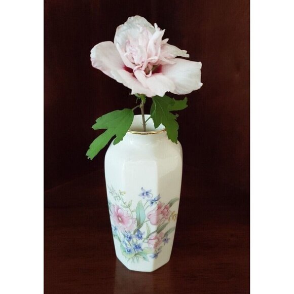 VINTAGE Fine China Bud Vase FLORAL Ivory Pink 6" MADE IN JAPAN Octagon gold trim - Picture 10 of 10